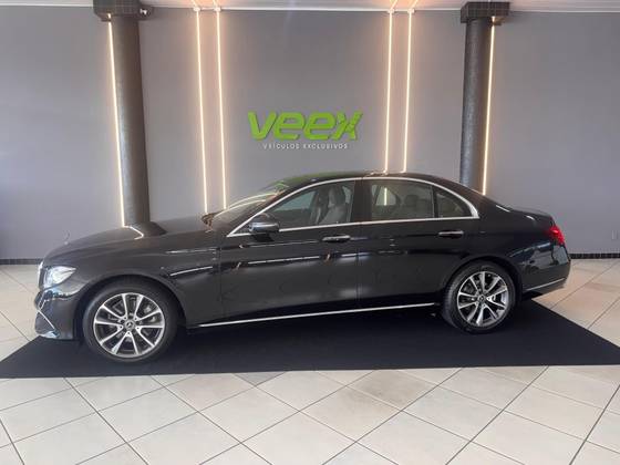 MERCEDES-BENZ E 250 2.0 CGI GASOLINA EXCLUSIVE 9G-TRONIC MERCEDES-BENZ E 250 2.0 CGI GASOLINA EXCLUSIVE 9G-TRONIC